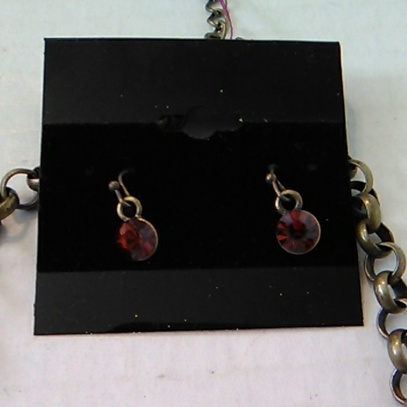 Necklace and earring set - Picture 2 of 8